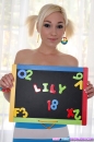 Lily Labeau picture 4